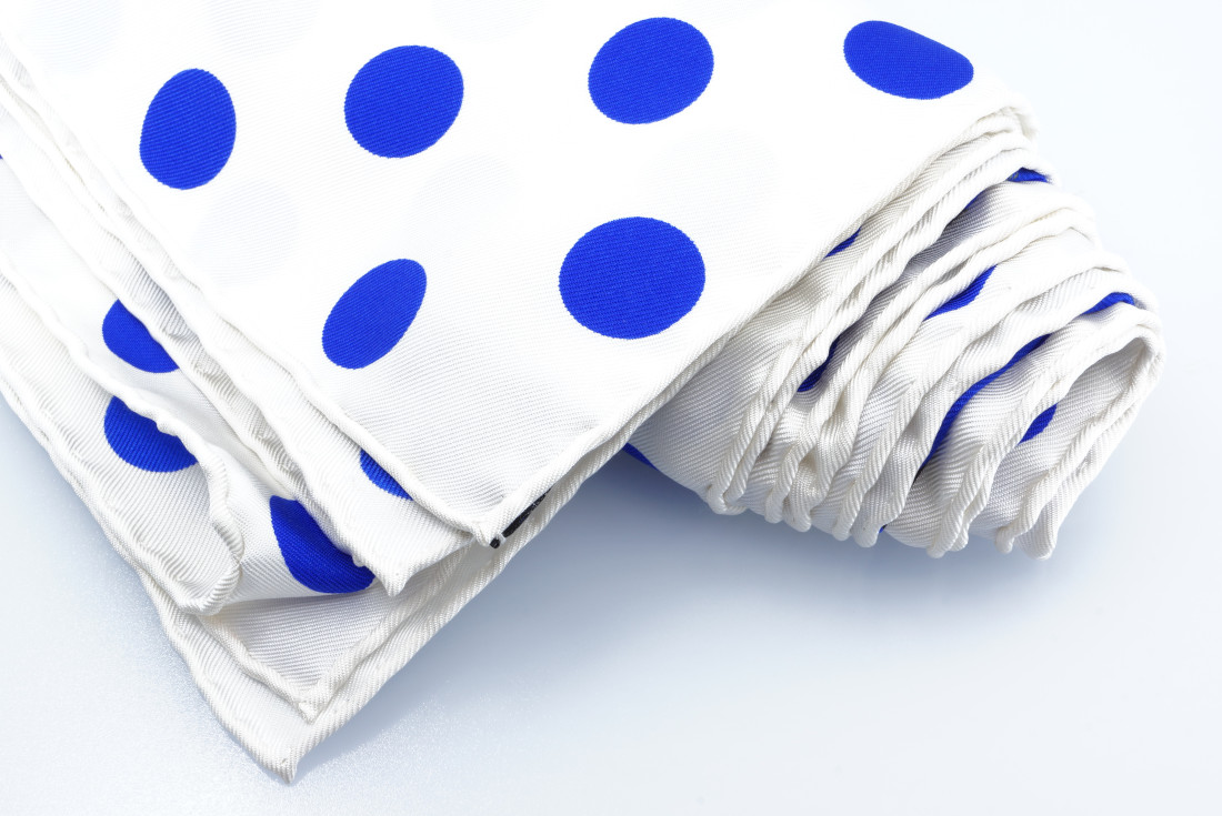 Hermès Scarf - Brides de Gala a Pois pour Colette - LIMITED EDITION - Image 6