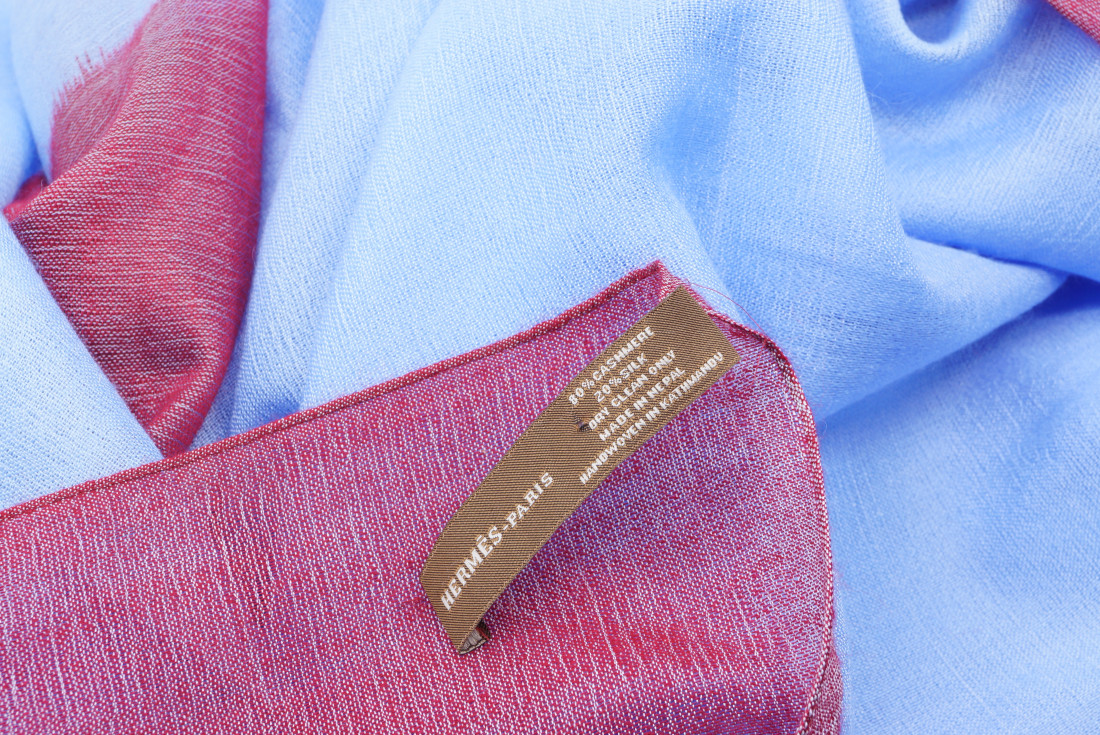 Hermès scarf GM - Unknown Carré H - Cashmere - 175 x 175 cm - Image 3