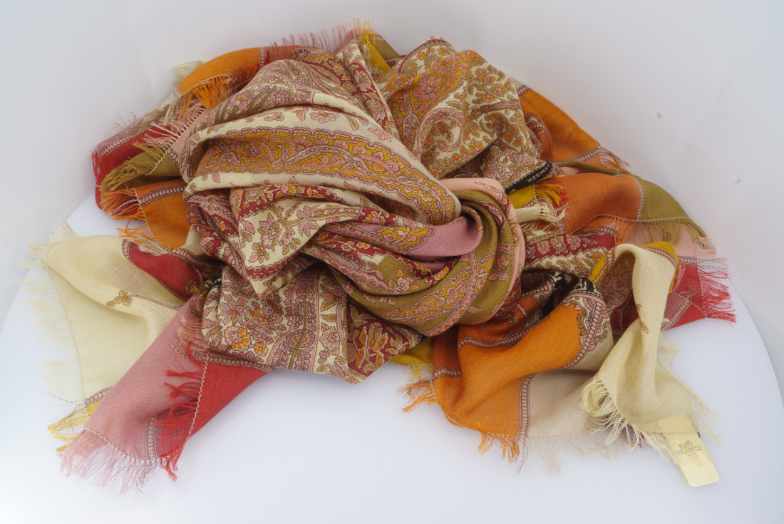 Hermès scarf GM - Damier - Cashmere - Image 2