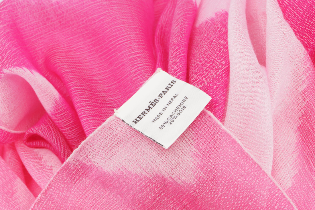 Hermès scarf GM - Ikat H - Cashmere - Image 5