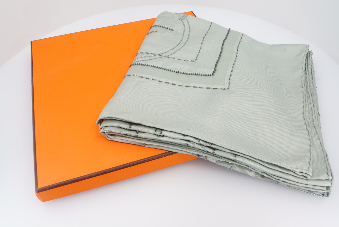 Hermès Scarf - Précieux Ex-Libris Embroidered - SPECIAL EDITION - Image 10