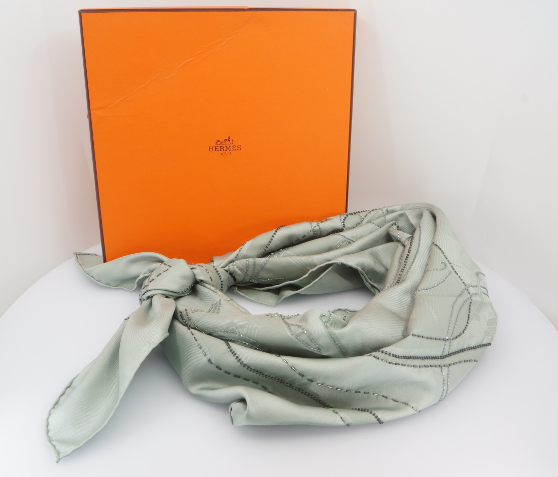 Hermès Scarf - Précieux Ex-Libris Embroidered - SPECIAL EDITION - Image 9