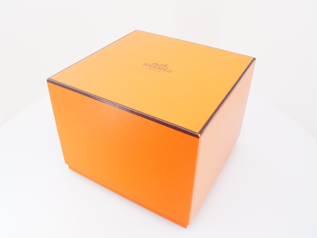 Hermès Watch - Medor Sapphire - Image 12