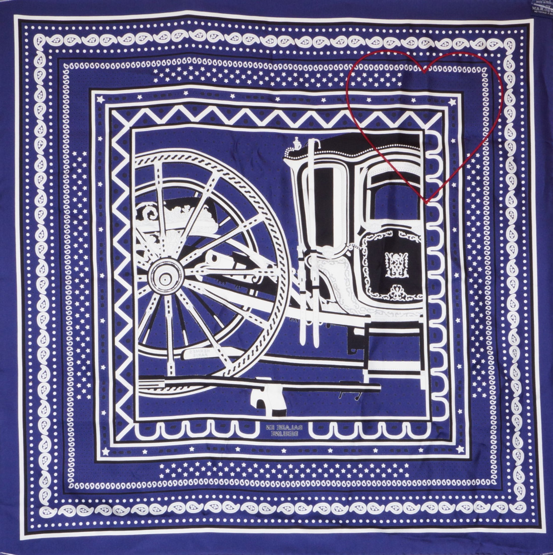 Hermès Scarf - Balade en Berline application Coeur - Image 12