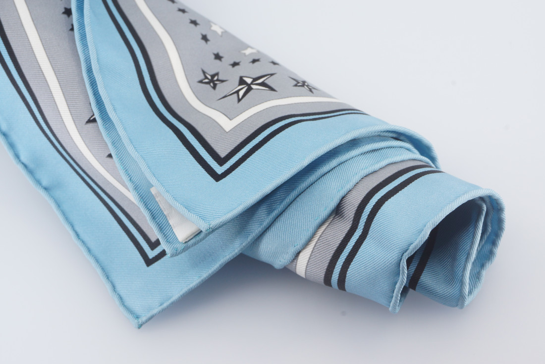 Hermès Scarf - Tigre Royal Fleuri - EMBROIDERED - Limited Edition - Image 8