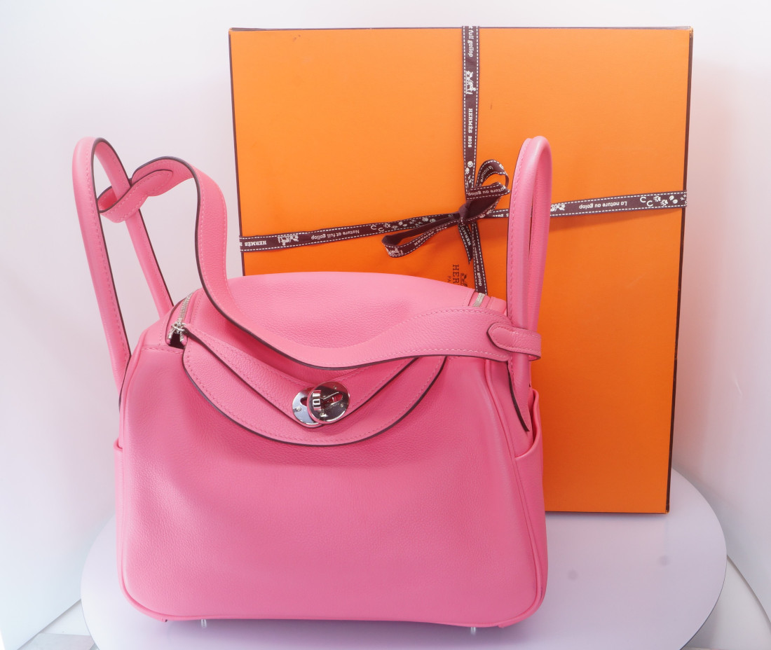 Hermès Bag - Lindy 26 - New Full Set - Image 20
