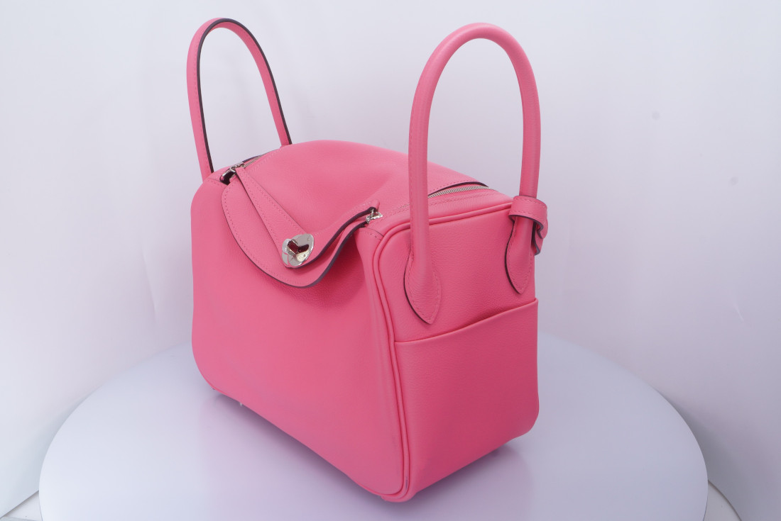 Hermès Bag - Lindy 26 - New Full Set - Image 4