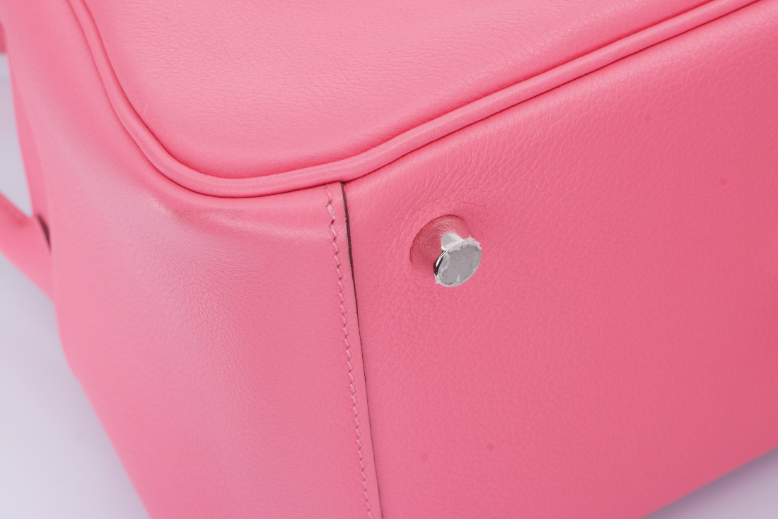 Hermès Bag - Lindy 26 - New Full Set - Image 8