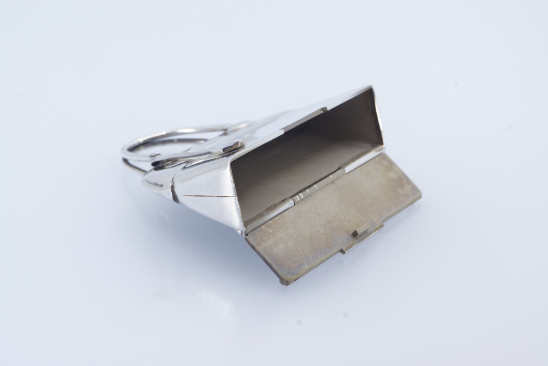 Hermès Bag Charm - Bolide Pill Box Charm - Image 12