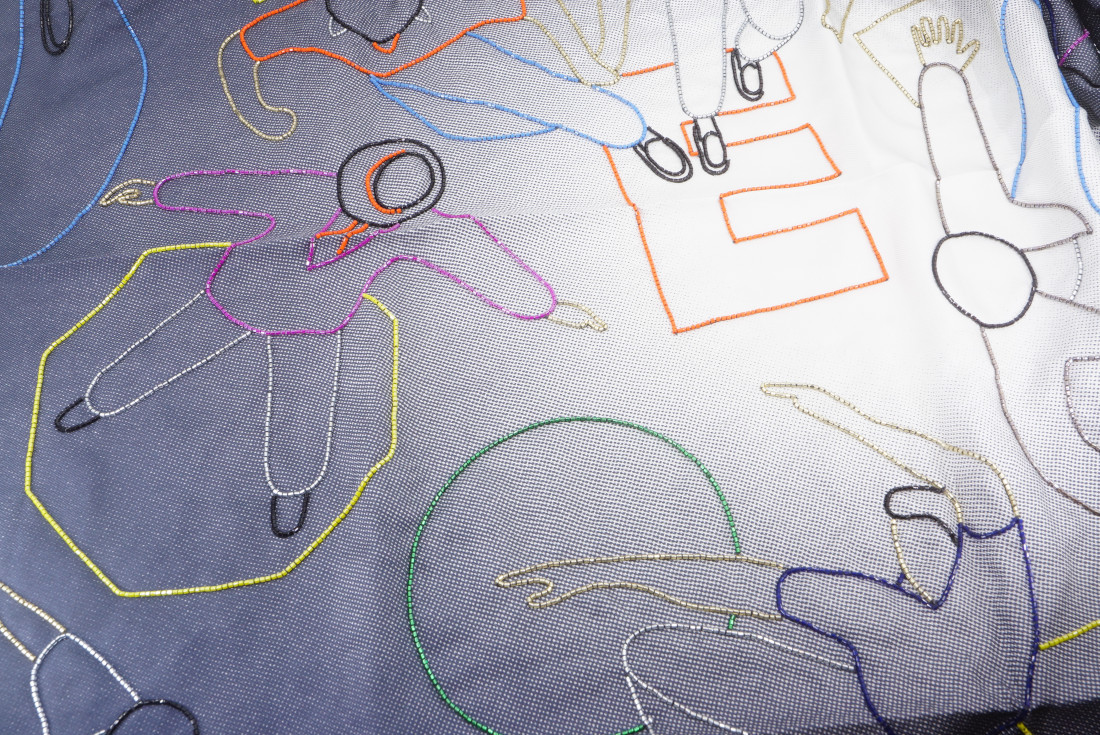 Hermès Scarf - Hommage a Gene Kelly - EMBROIDERED - Limited Edition - Image 4