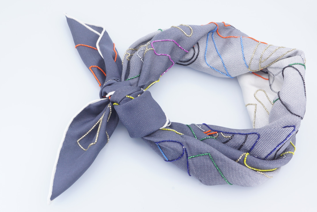 Hermès Scarf - Hommage a Gene Kelly - EMBROIDERED - Limited Edition - Image 7